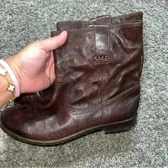 Frye Dark Brown Anna Shortie Boots Pull-on Short Booties Sz 8.5M - Picture 5 of 9
